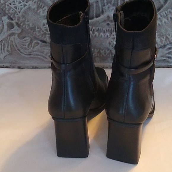 Paseo 6m Black Boots - Picture 4 of 5